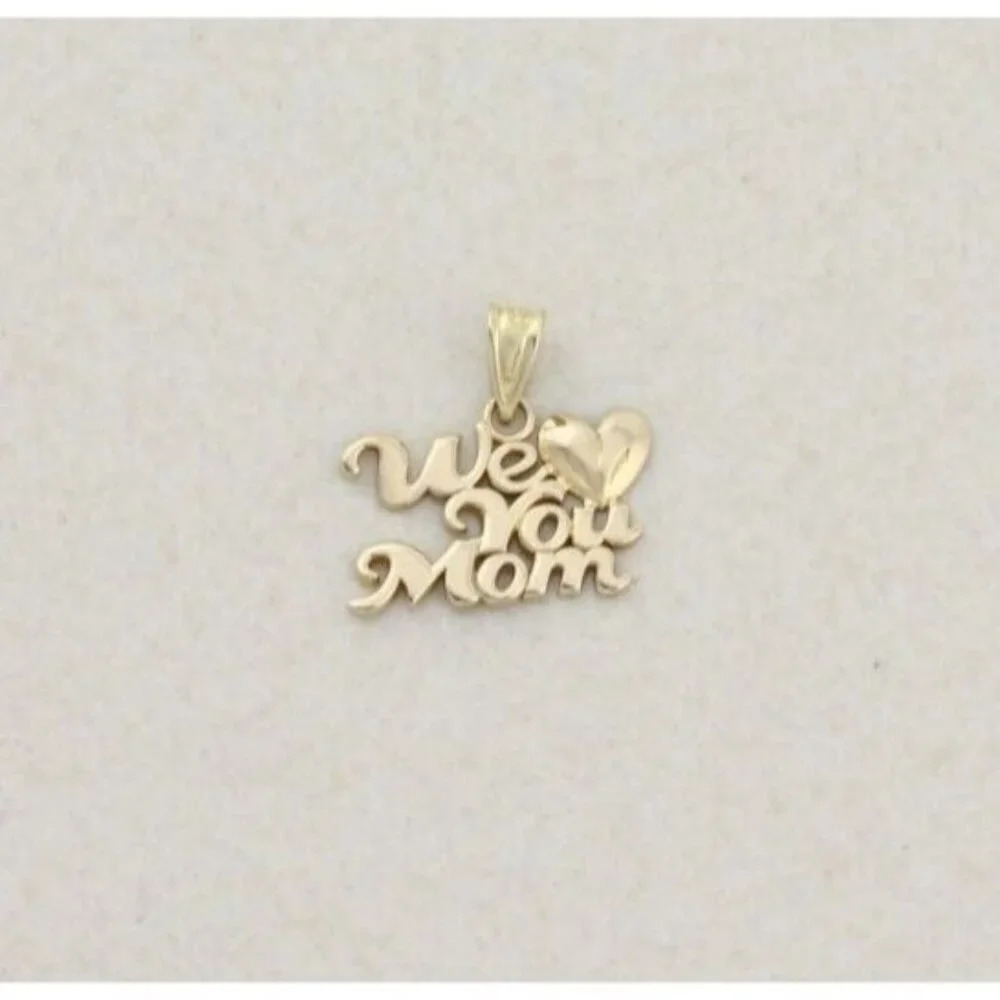 Pendant Only 14k Yellow Gold We Love You Mom Heart Pendant